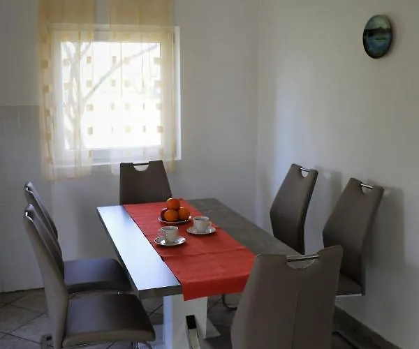 With Parking Space Punat, Krk - 15010 Daire Punat